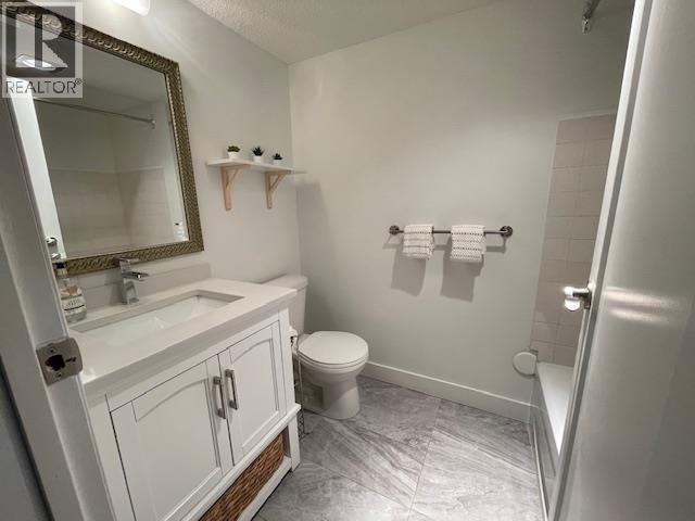 150 Skaha Place Unit# 201, Penticton, British Columbia  V2A 7K1 - Photo 11 - 10389115