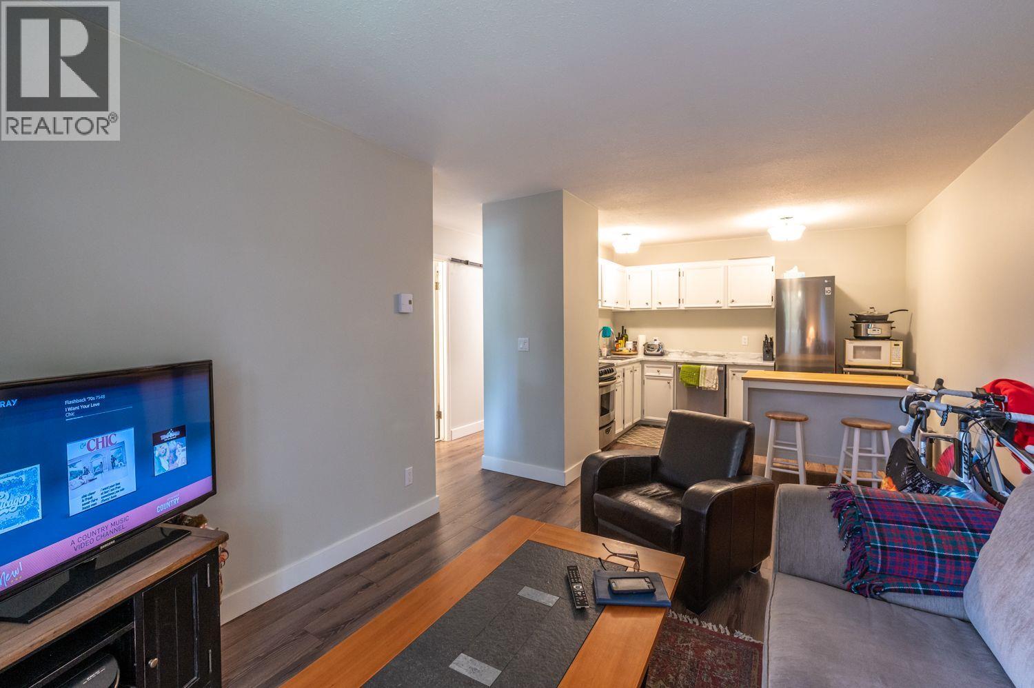150 Skaha Place Unit# 201, Penticton, British Columbia  V2A 7K1 - Photo 7 - 10389115