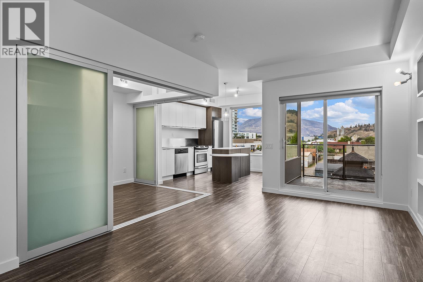 1290 St. Paul Street Unit# 402, Kelowna, British Columbia  V1Y 2C9 - Photo 2 - 10389315
