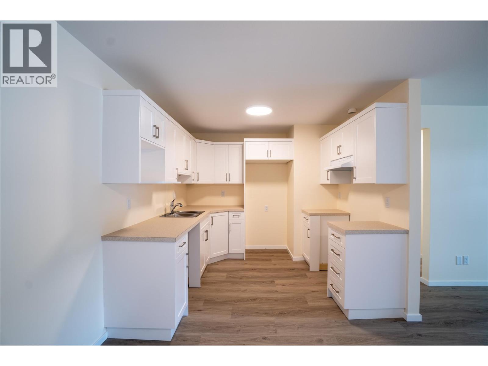183 Maple Street Unit# 102, Penticton, British Columbia  V2A 5V4 - Photo 12 - 10389468