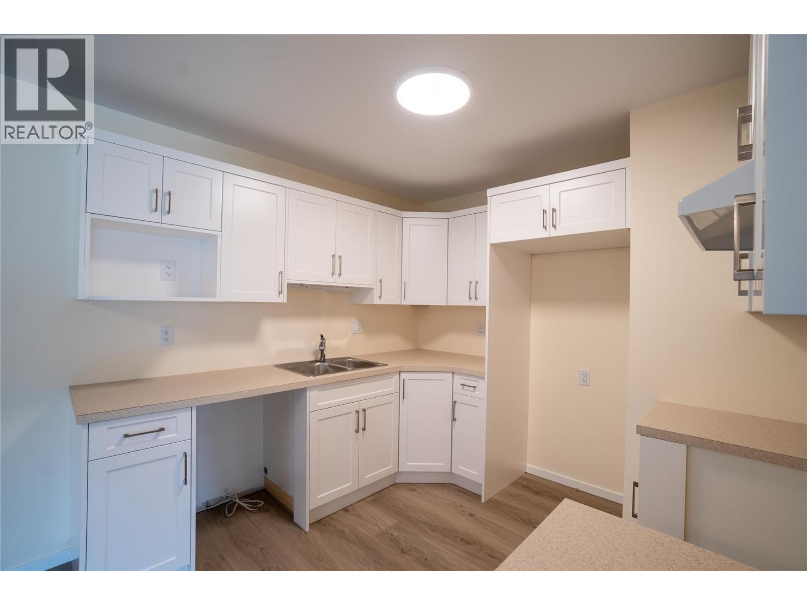 183 Maple Street Unit# 102, Penticton, British Columbia  V2A 5V4 - Photo 14 - 10389468