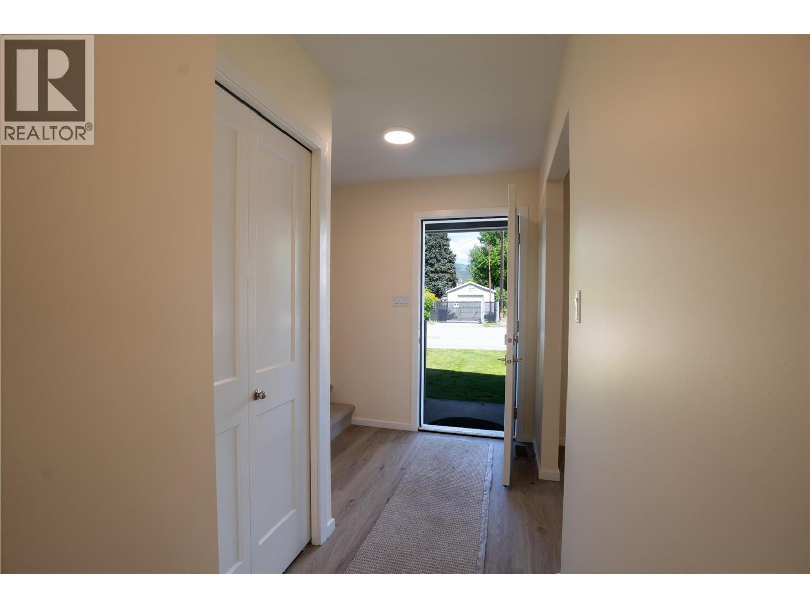 183 Maple Street Unit# 102, Penticton, British Columbia  V2A 5V4 - Photo 4 - 10389468