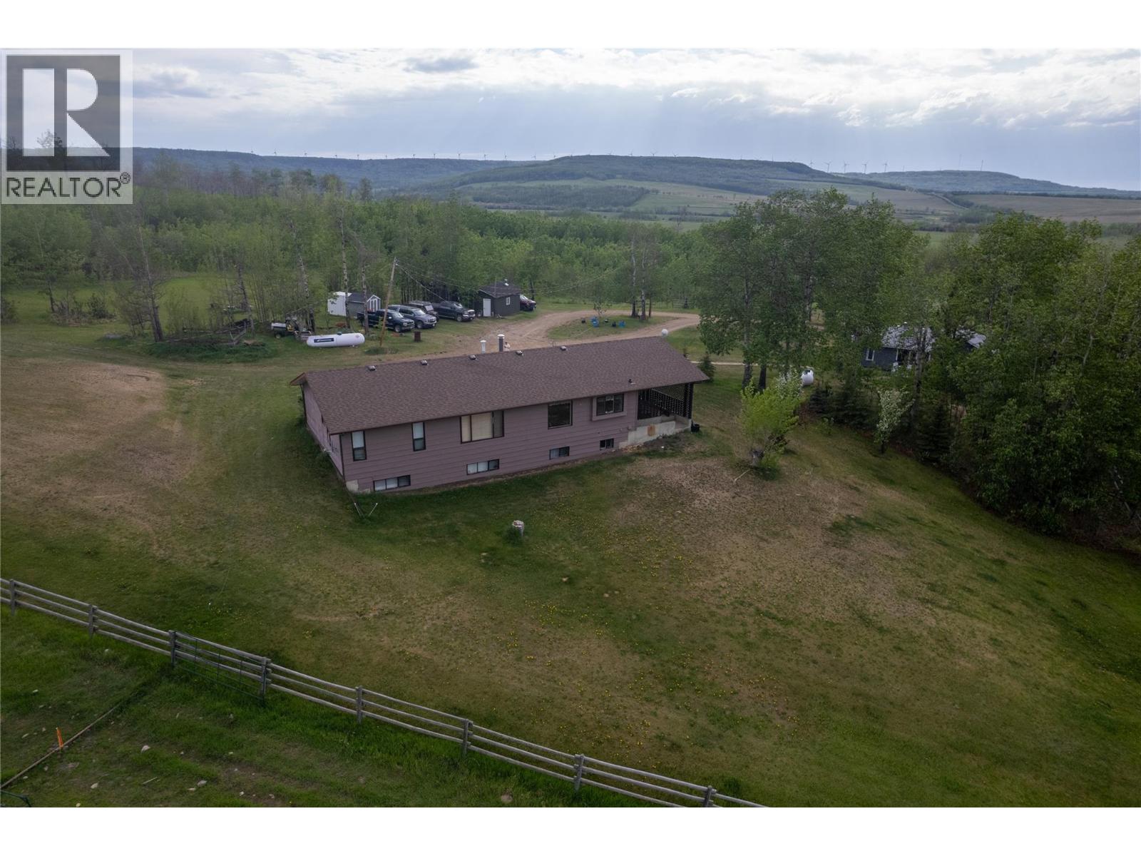 2371 206 Road, Dawson Creek, British Columbia  V1G 0C2 - Photo 3 - 10389442