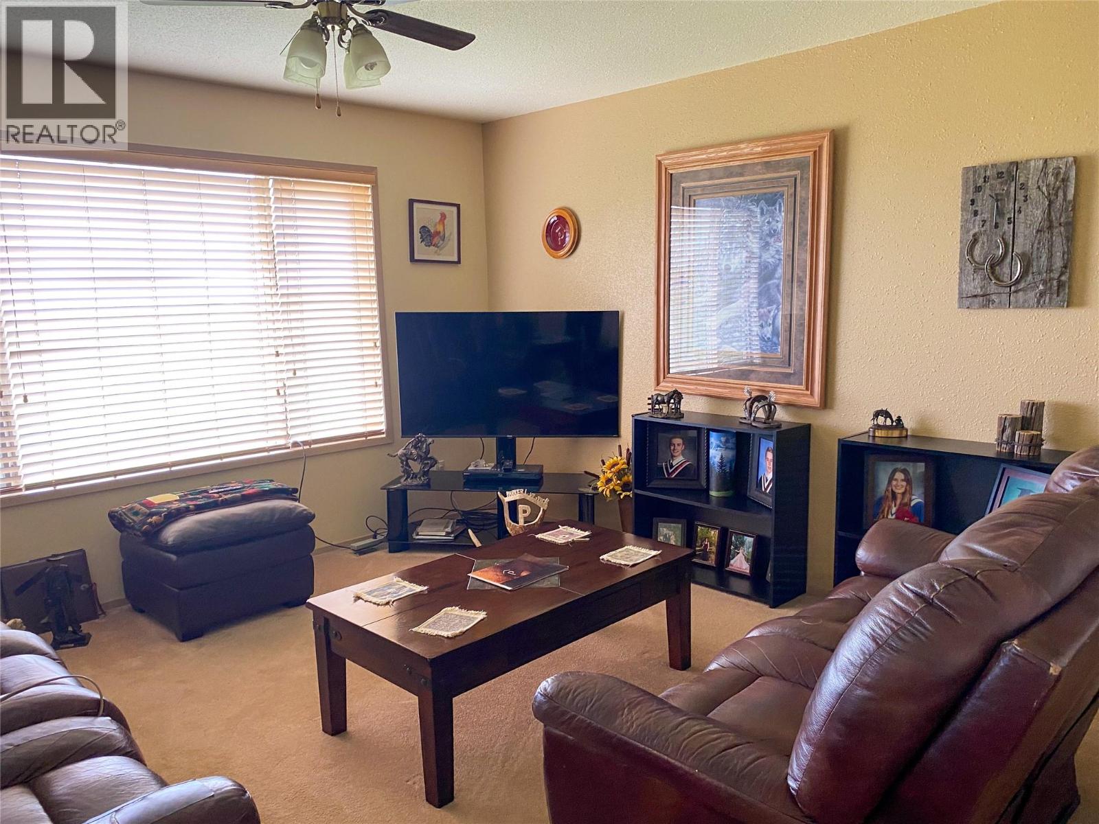 2371 206 Road, Dawson Creek, British Columbia  V1G 0C2 - Photo 9 - 10389442