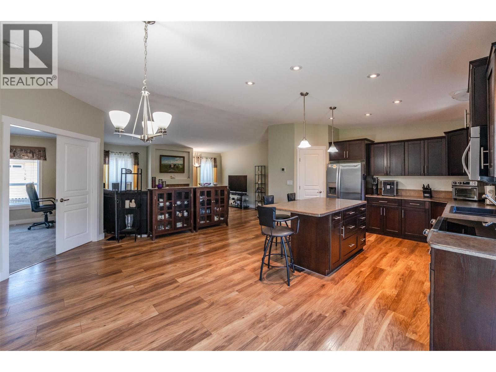 8300 Gallagher Lake Frontage Road Unit# 69, Oliver, British Columbia  V0H 1T2 - Photo 9 - 10389467