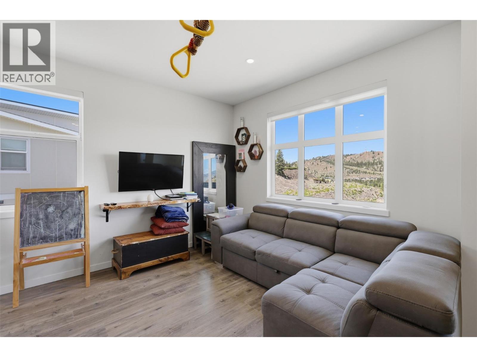 1701 Foxtail Drive Unit# 121, Kamloops, British Columbia  V1S 0B1 - Photo 10 - 10389393