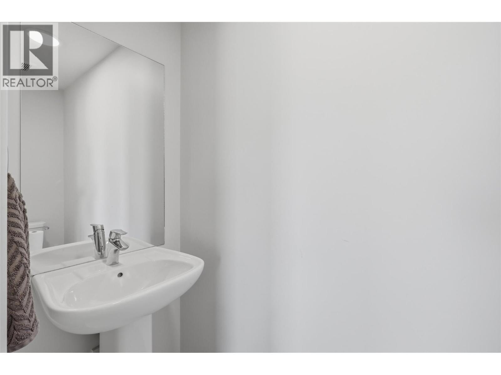 1701 Foxtail Drive Unit# 121, Kamloops, British Columbia  V1S 0B1 - Photo 34 - 10389393