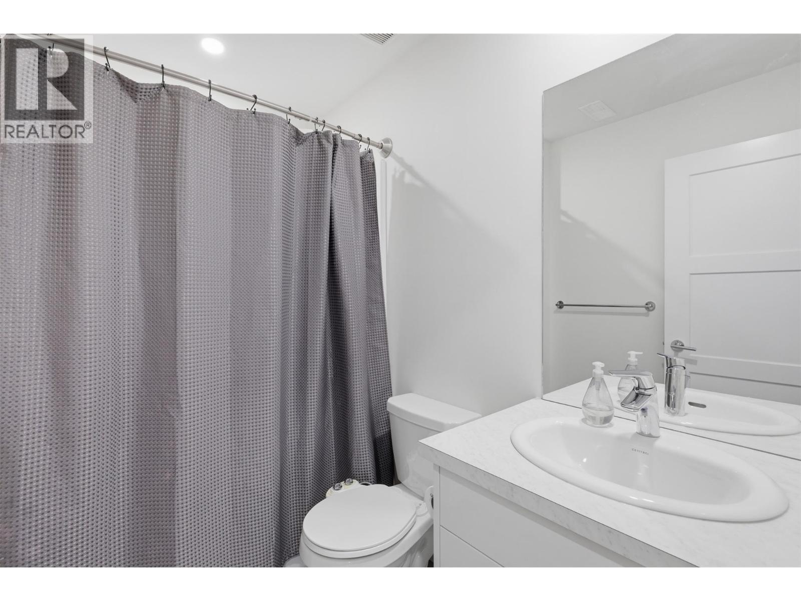 1701 Foxtail Drive Unit# 121, Kamloops, British Columbia  V1S 0B1 - Photo 38 - 10389393