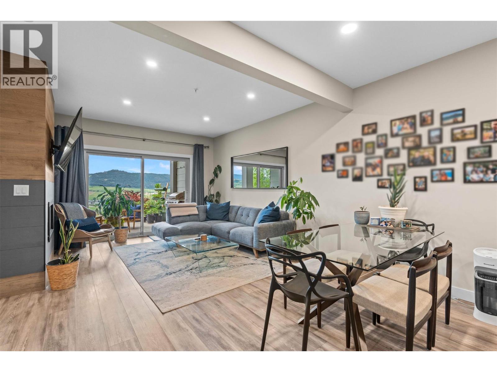 206 Vineyard Way, Vernon, British Columbia  V1H 1Z7 - Photo 19 - 10389059