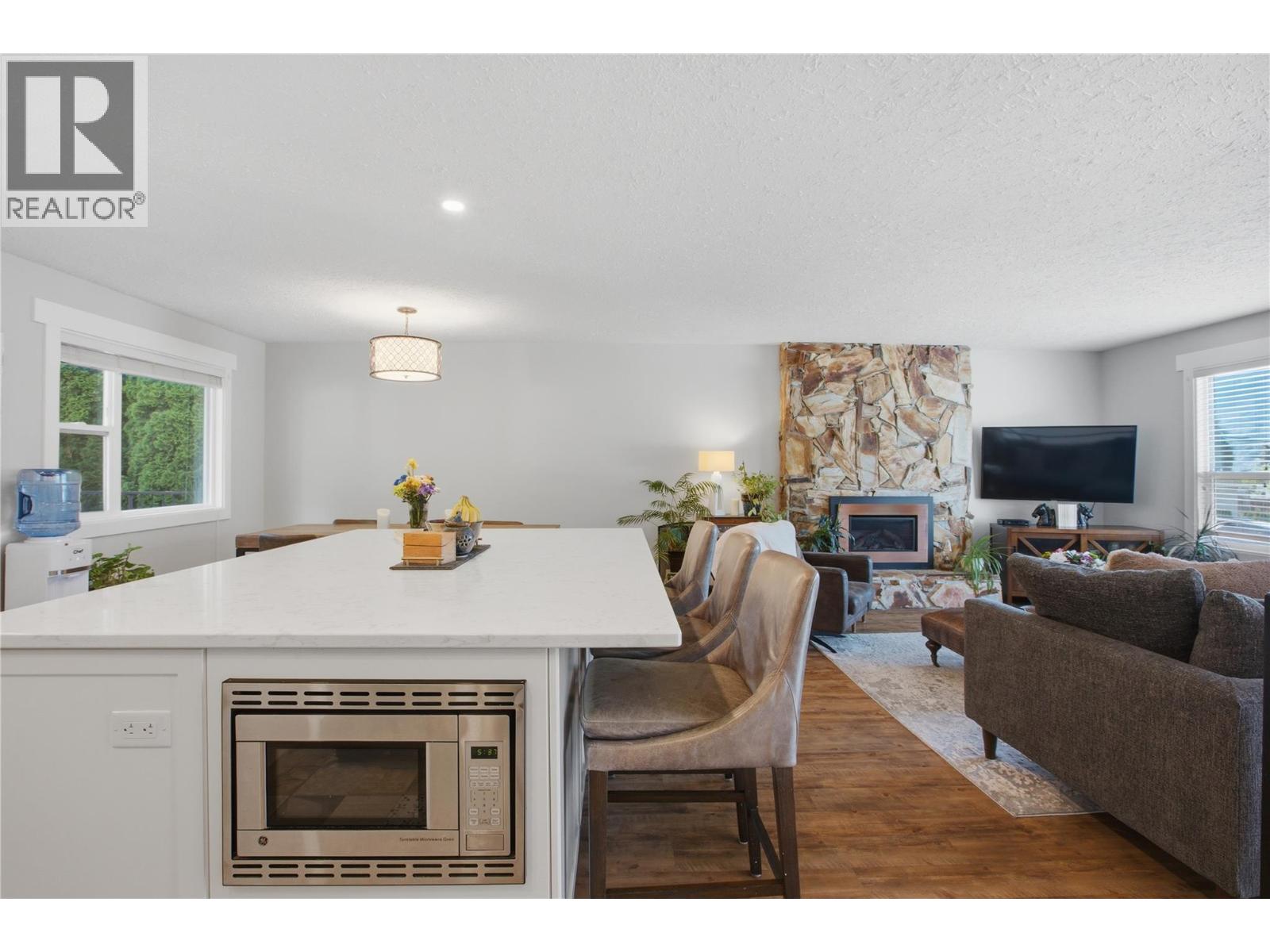 6273 Dallas Drive, Kamloops, British Columbia  V2C 4X6 - Photo 17 - 10389400