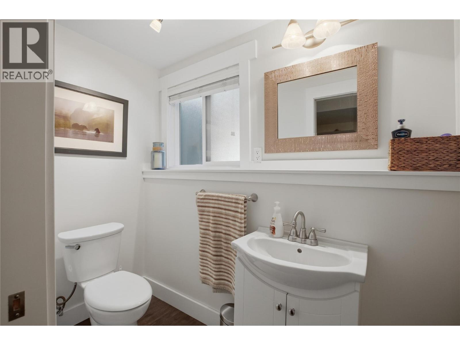 6273 Dallas Drive, Kamloops, British Columbia  V2C 4X6 - Photo 36 - 10389400