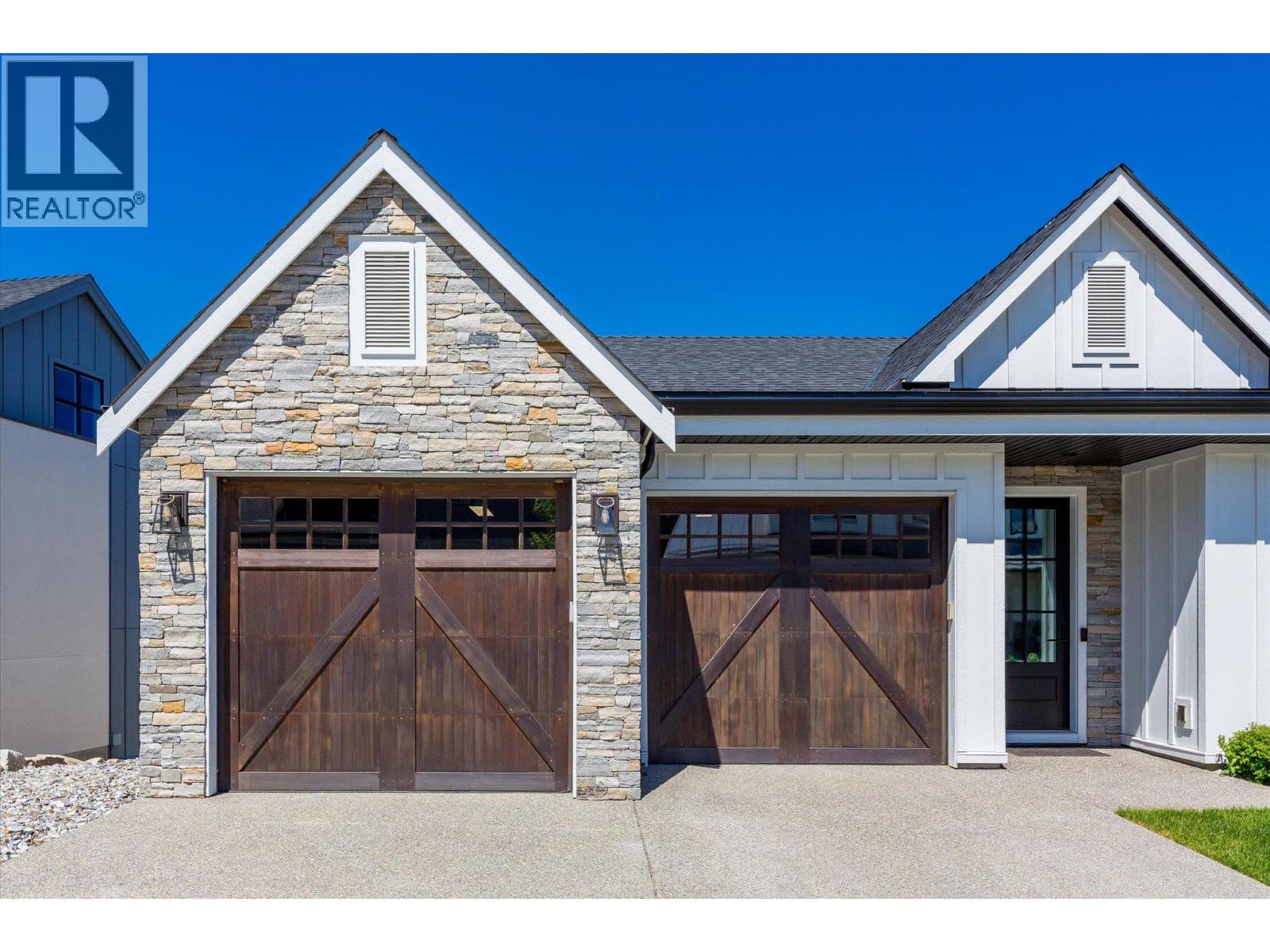 185 Diamond Way, Vernon, British Columbia  V1H 0A2 - Photo 5 - 10389247