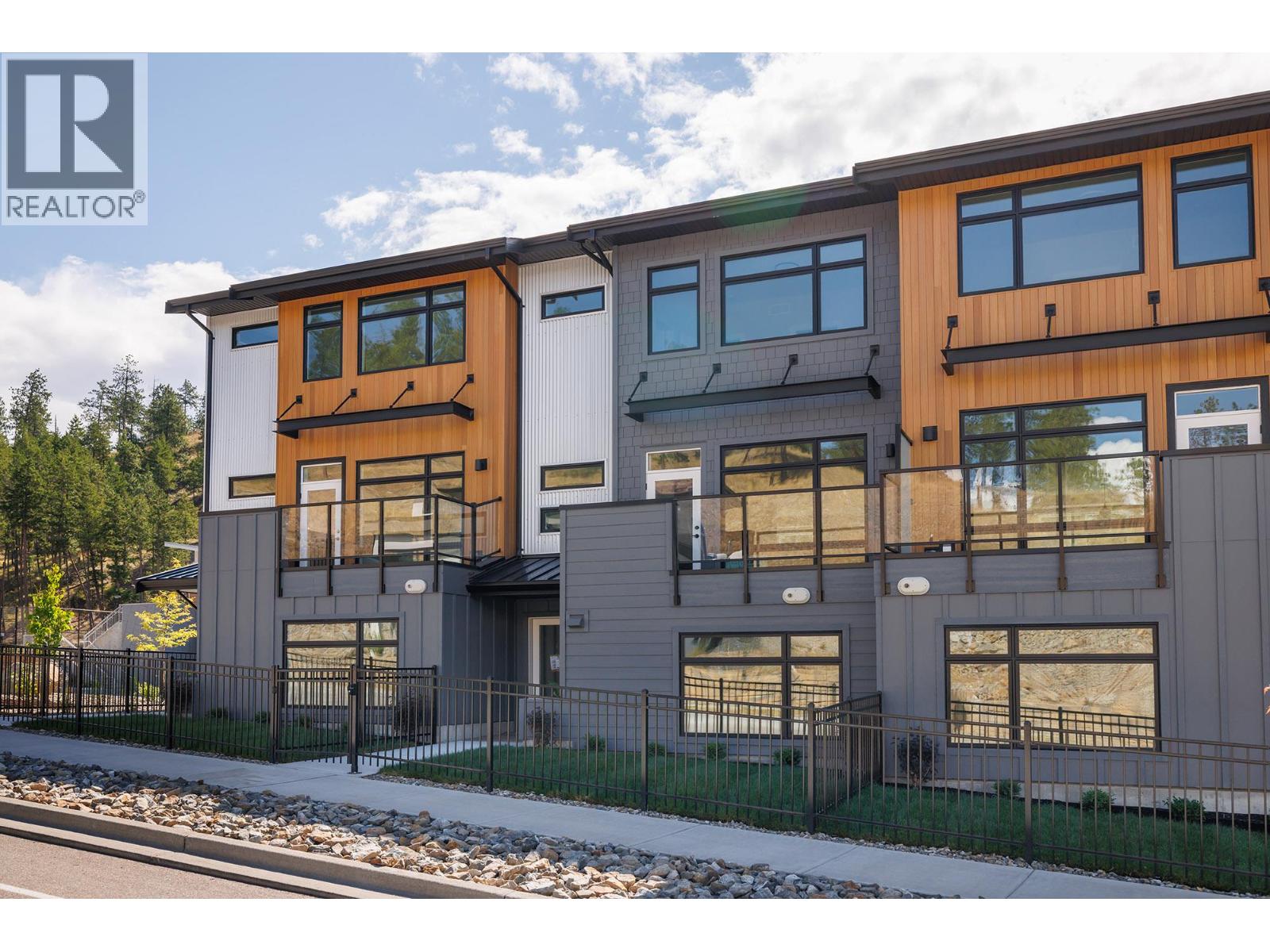3425 Hilltown Drive Unit# 2, Kelowna, British Columbia  V1V 2B5 - Photo 29 - 10389473