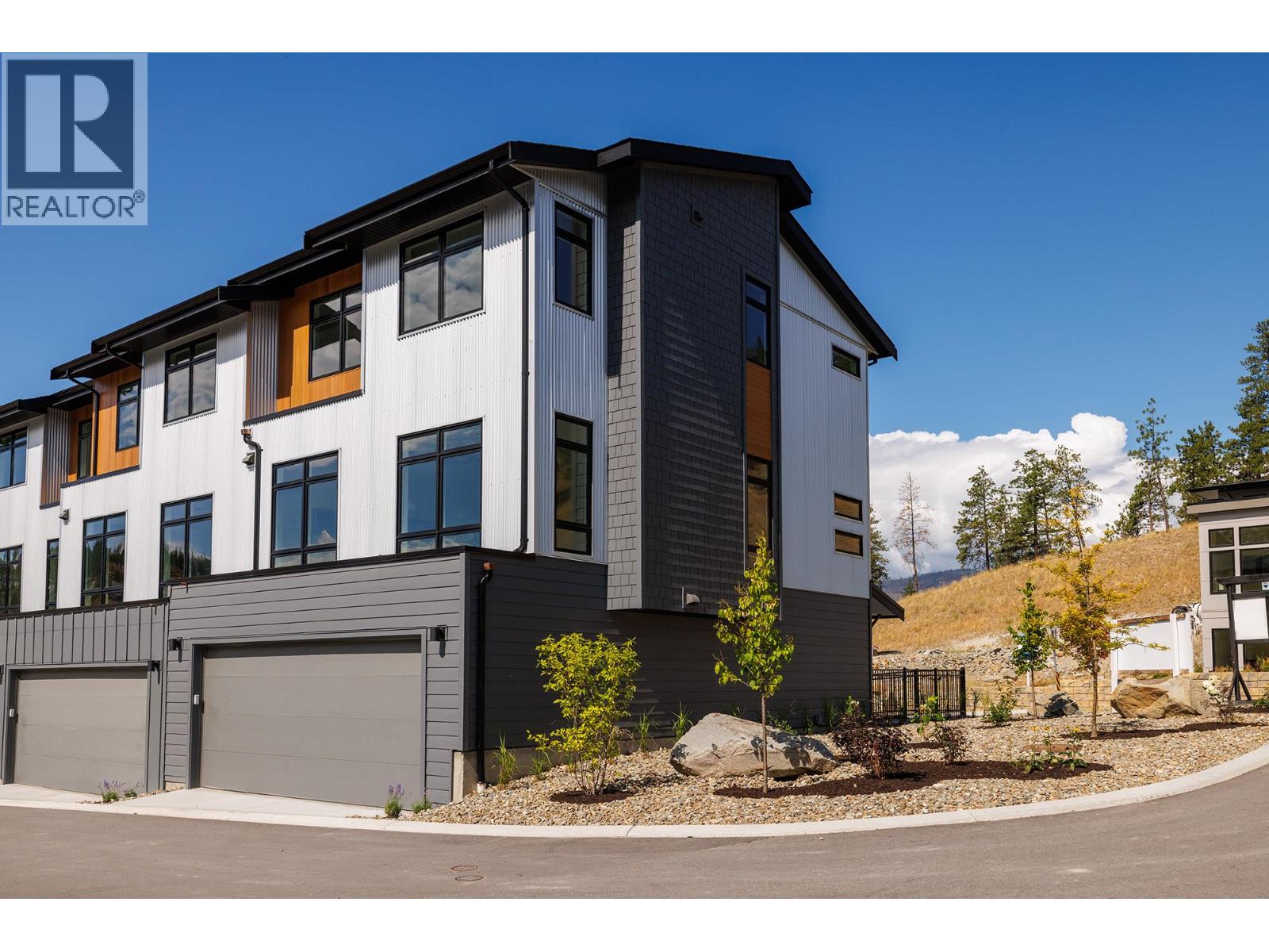3425 Hilltown Drive Unit# 2, Kelowna, British Columbia  V1V 2B5 - Photo 34 - 10389473
