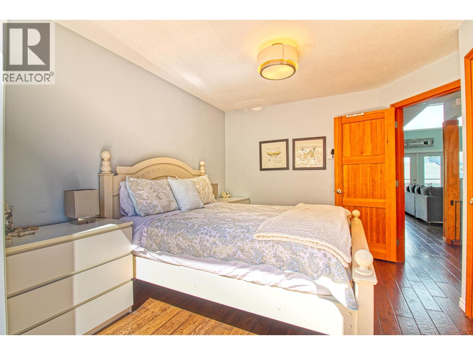 7001 Barcelona Drive Unit# 33, Kelowna, British Columbia  V1Z 3R8 - Photo 19 - 10389450