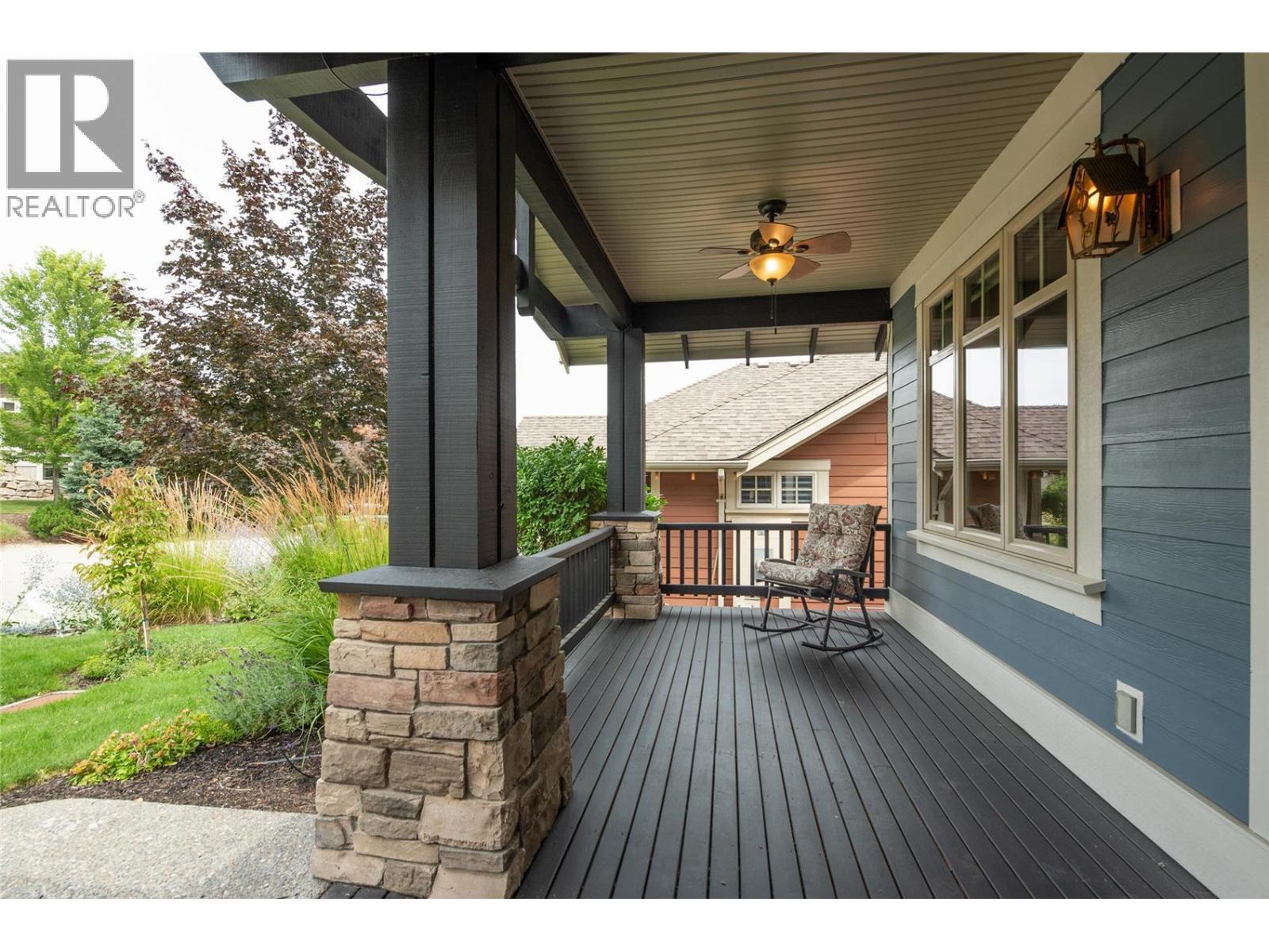 210 Dormie Place, Vernon, British Columbia  V1H 1Y5 - Photo 6 - 10389446