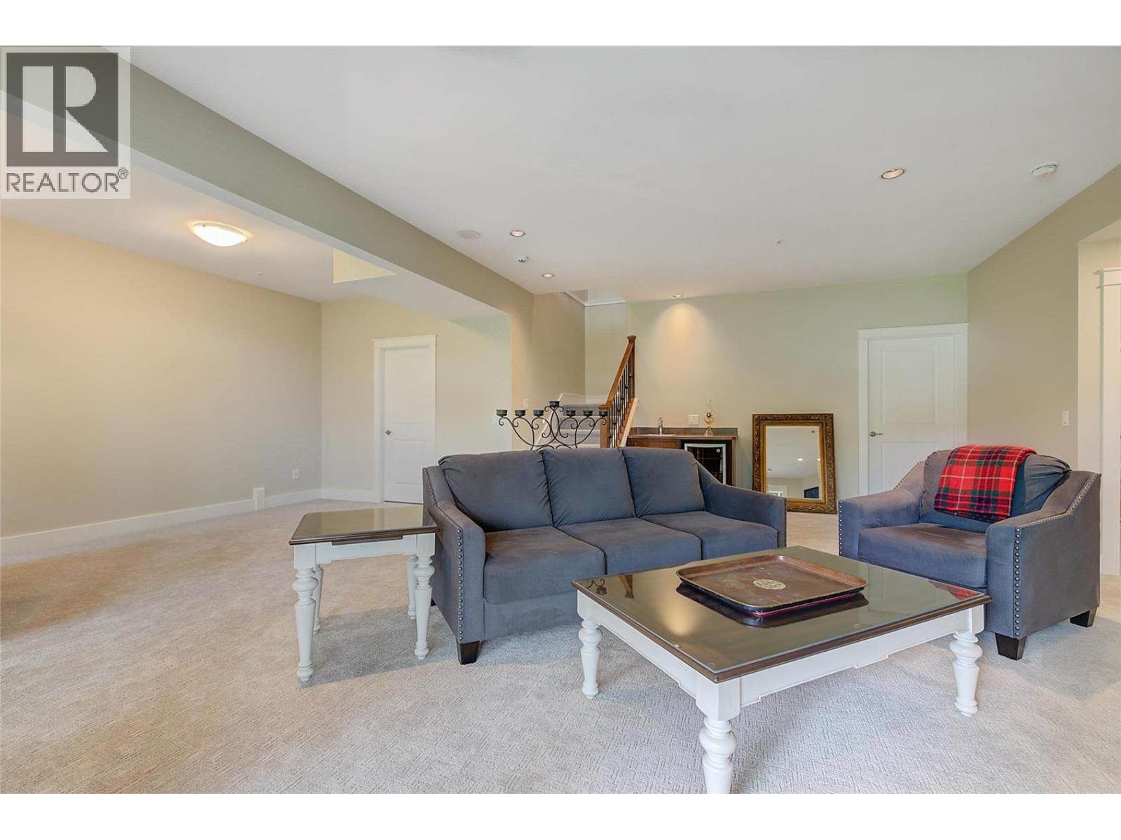 210 Dormie Place, Vernon, British Columbia  V1H 1Y5 - Photo 65 - 10389446