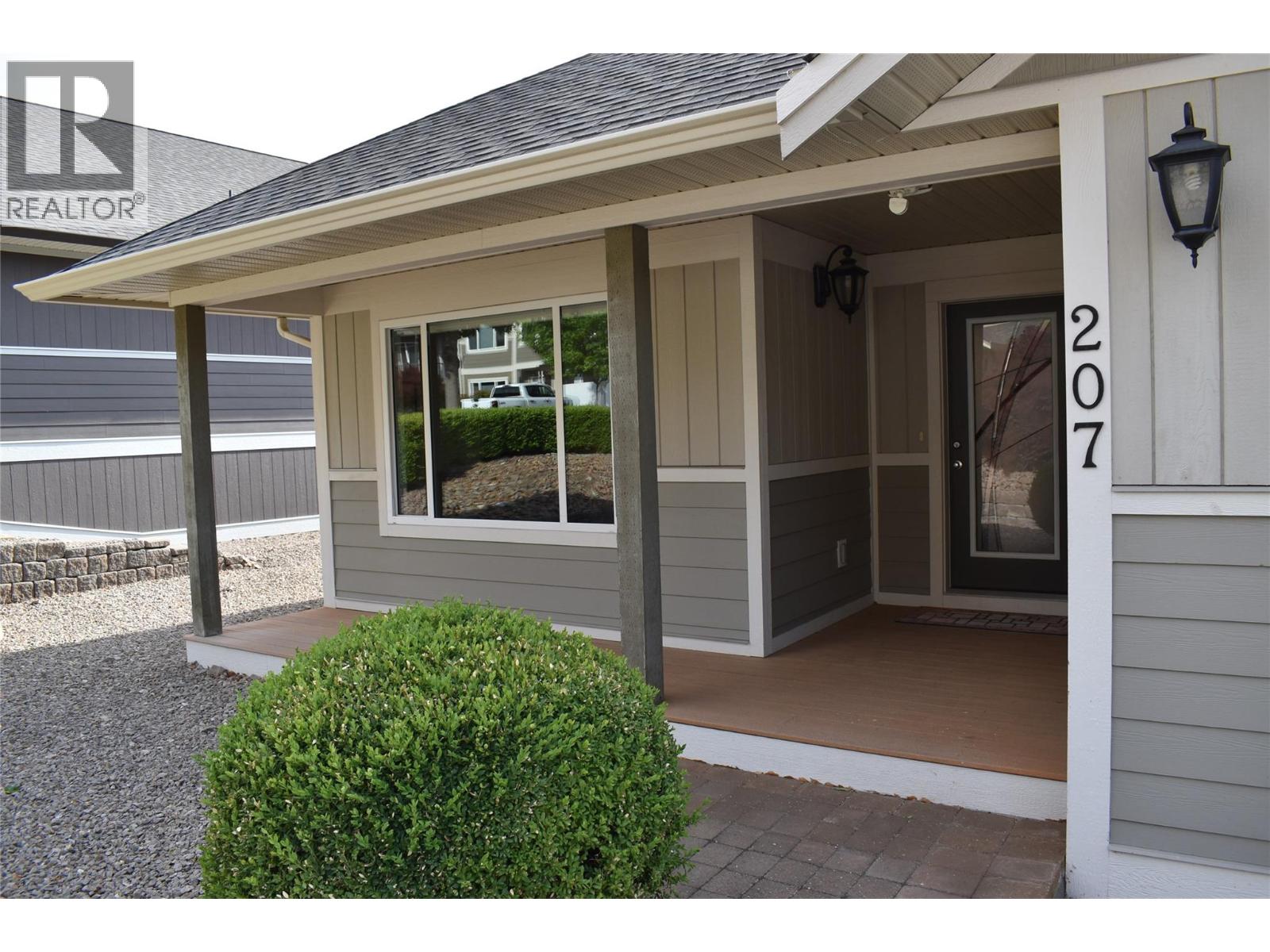 4400 Mclean Creek Road Unit# 207, Okanagan Falls, British Columbia  V0H 1R6 - Photo 2 - 10389321