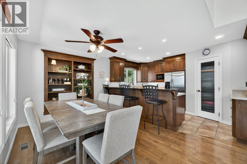 1581 20 Street Ne Unit# 2, Salmon Arm, British Columbia  V1E 0A7 - Photo 15 - 10388836