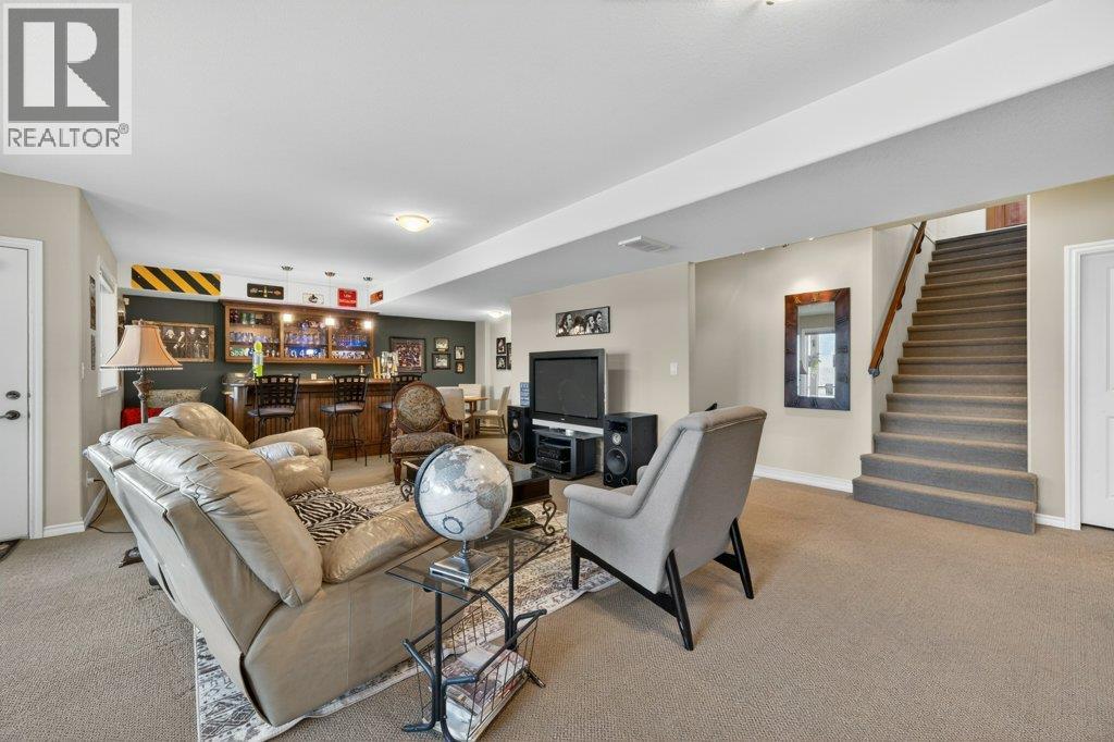 1581 20 Street Ne Unit# 2, Salmon Arm, British Columbia  V1E 0A7 - Photo 45 - 10388836