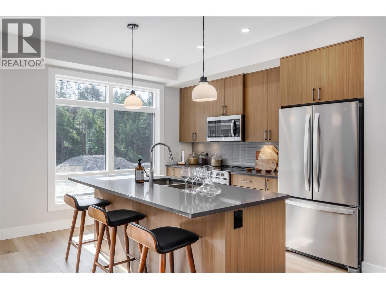 3425 Hilltown Drive Unit# 4, Kelowna, British Columbia  V1V 2B5 - Photo 10 - 10389484