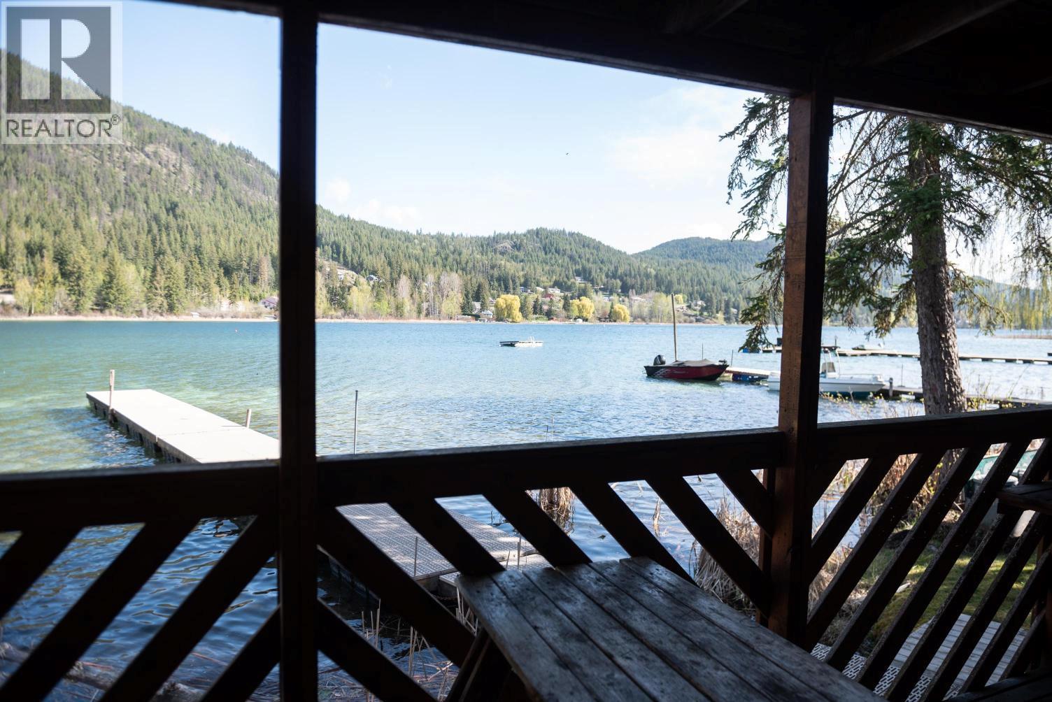 2866 White Lake Road, Sorrento, British Columbia  V0E 2W0 - Photo 14 - 10389486