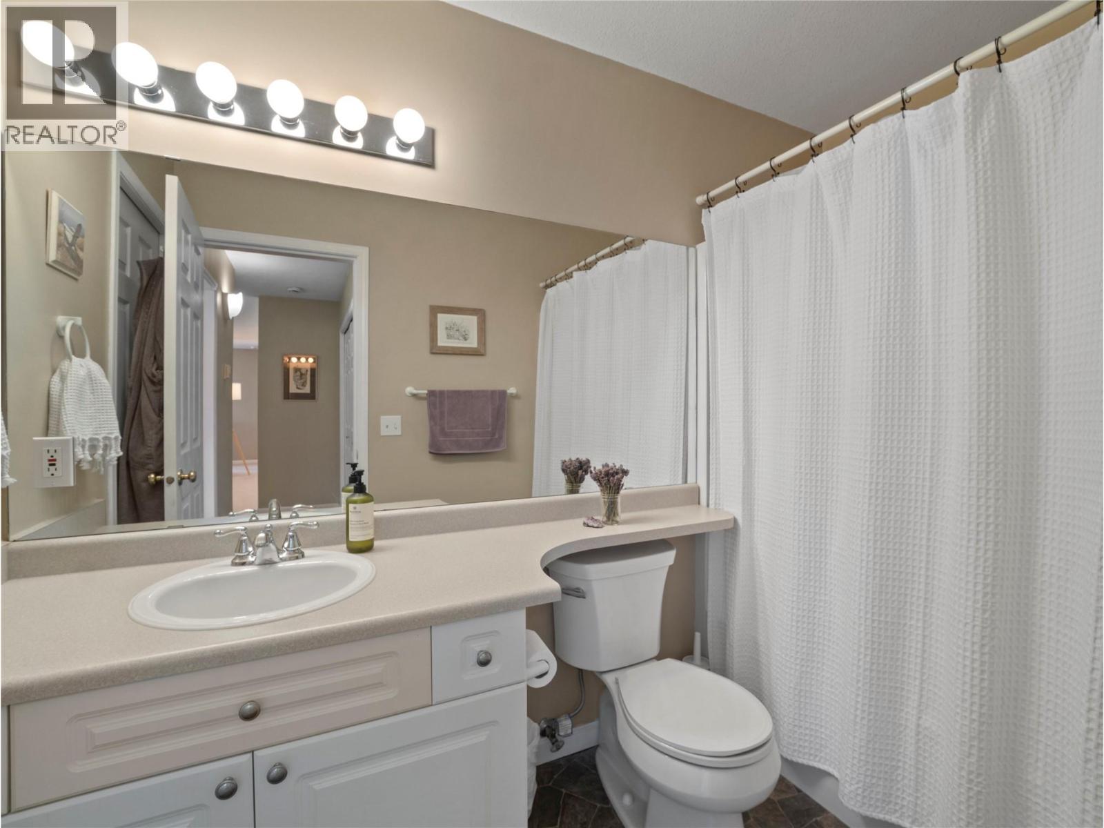 171 17 Street Se Unit# 14, Salmon Arm, British Columbia  V1E 1P8 - Photo 22 - 10389133