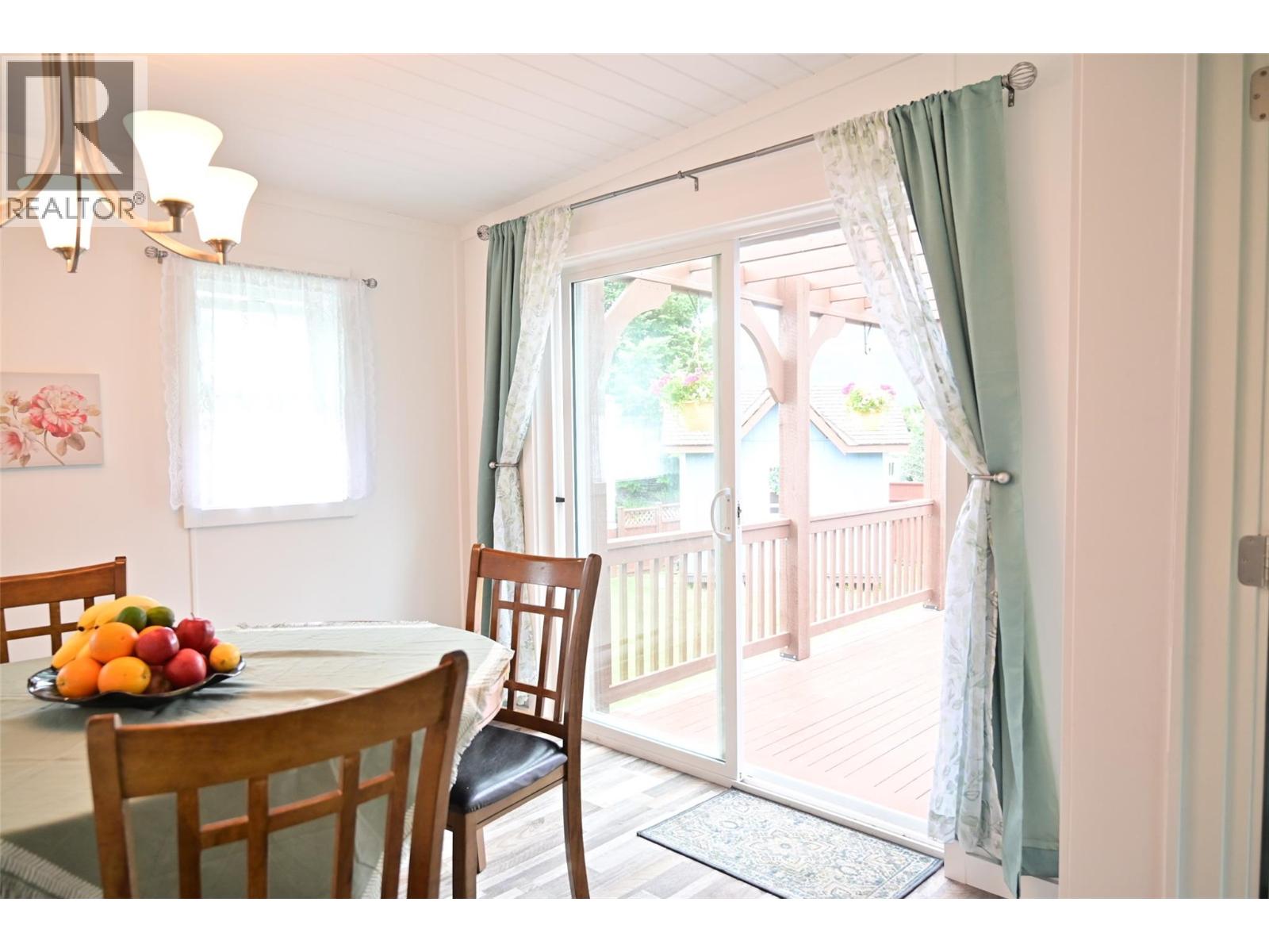 3350 10 Avenue Ne Lot# 61, Salmon Arm, British Columbia  V1E 1J6 - Photo 6 - 10389024