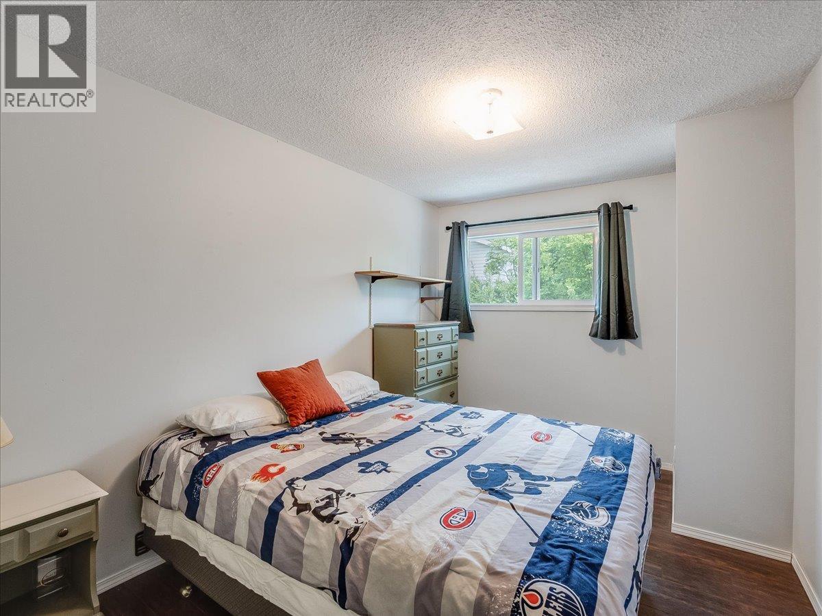 609 201st Avenue, Castlegar, British Columbia  V1N 3R1 - Photo 34 - 10389299
