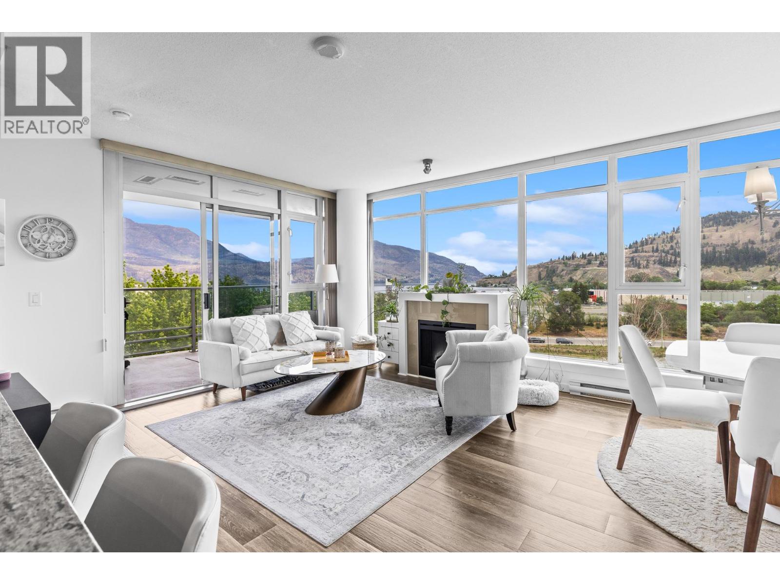 1075 Sunset Drive Unit# 702, Kelowna, British Columbia  V1Y 9Y9 - Photo 3 - 10389153