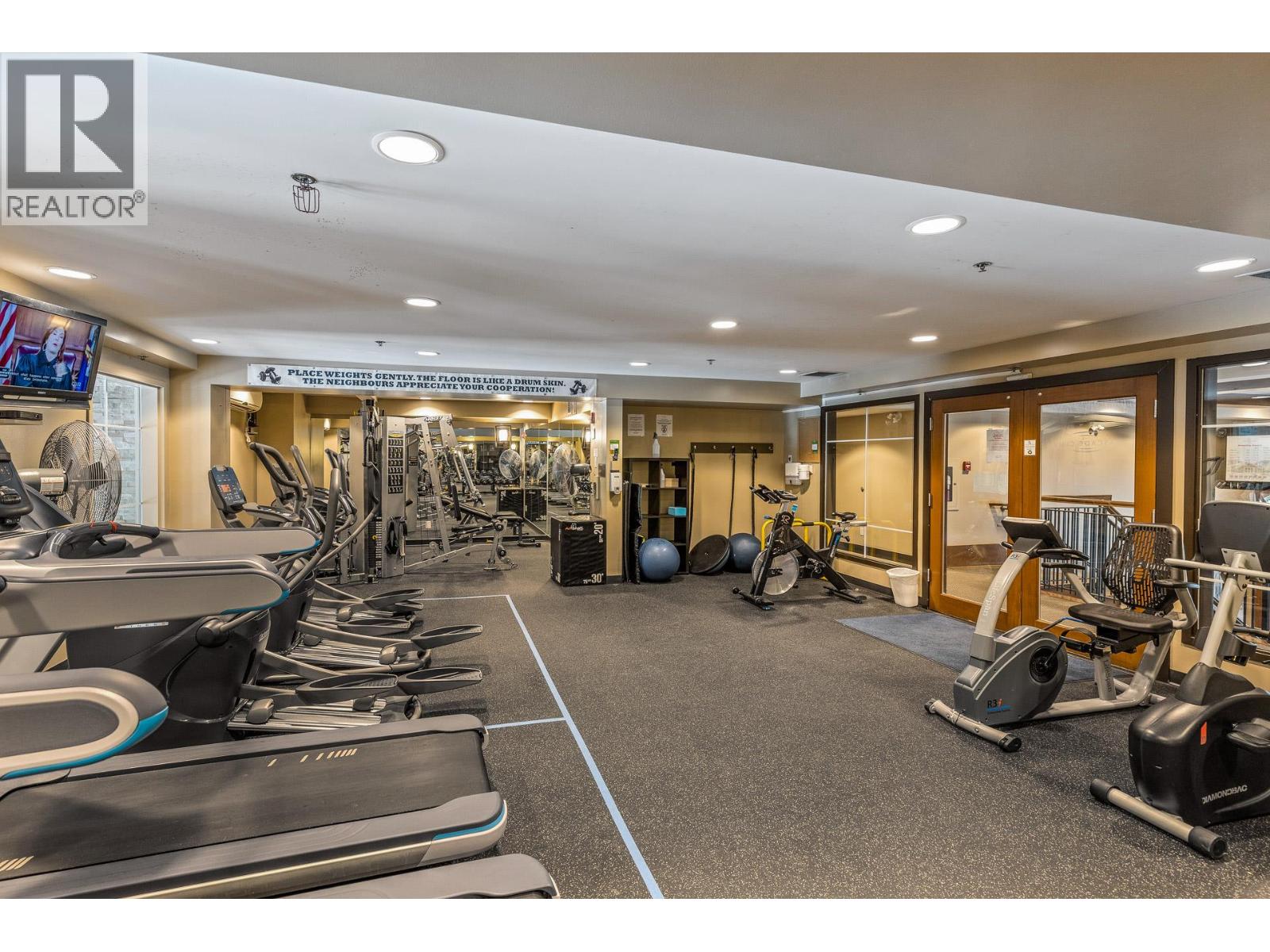 1075 Sunset Drive Unit# 702, Kelowna, British Columbia  V1Y 9Y9 - Photo 38 - 10389153