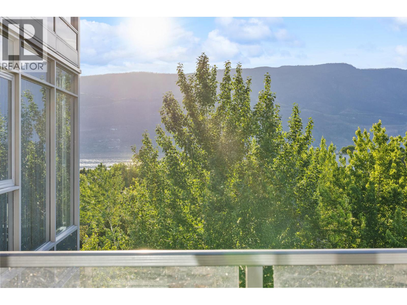 1075 Sunset Drive Unit# 702, Kelowna, British Columbia  V1Y 9Y9 - Photo 73 - 10389153