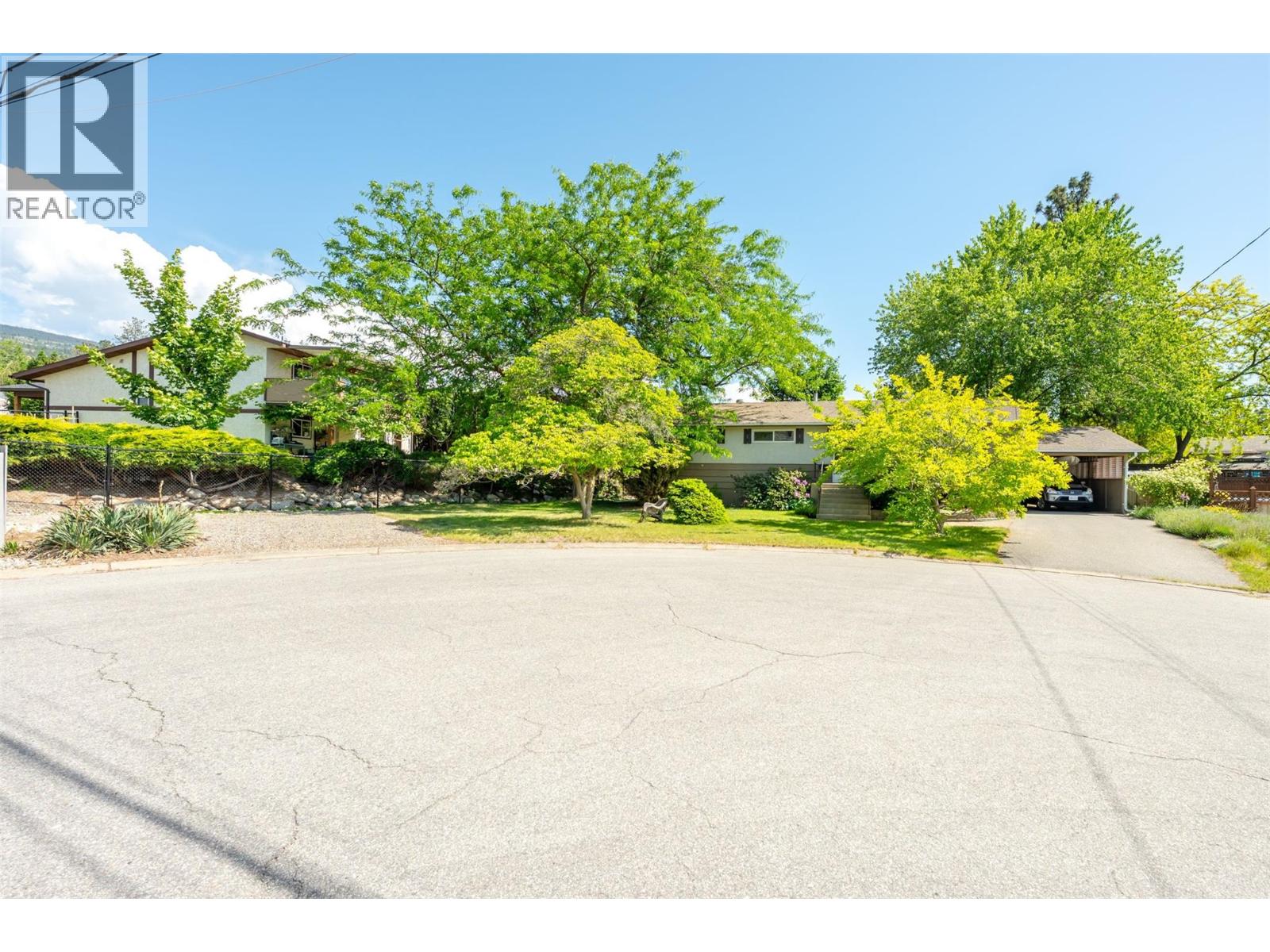 148 Woodlands Place, Penticton, British Columbia  V2A 3B3 - Photo 1 - 10389496
