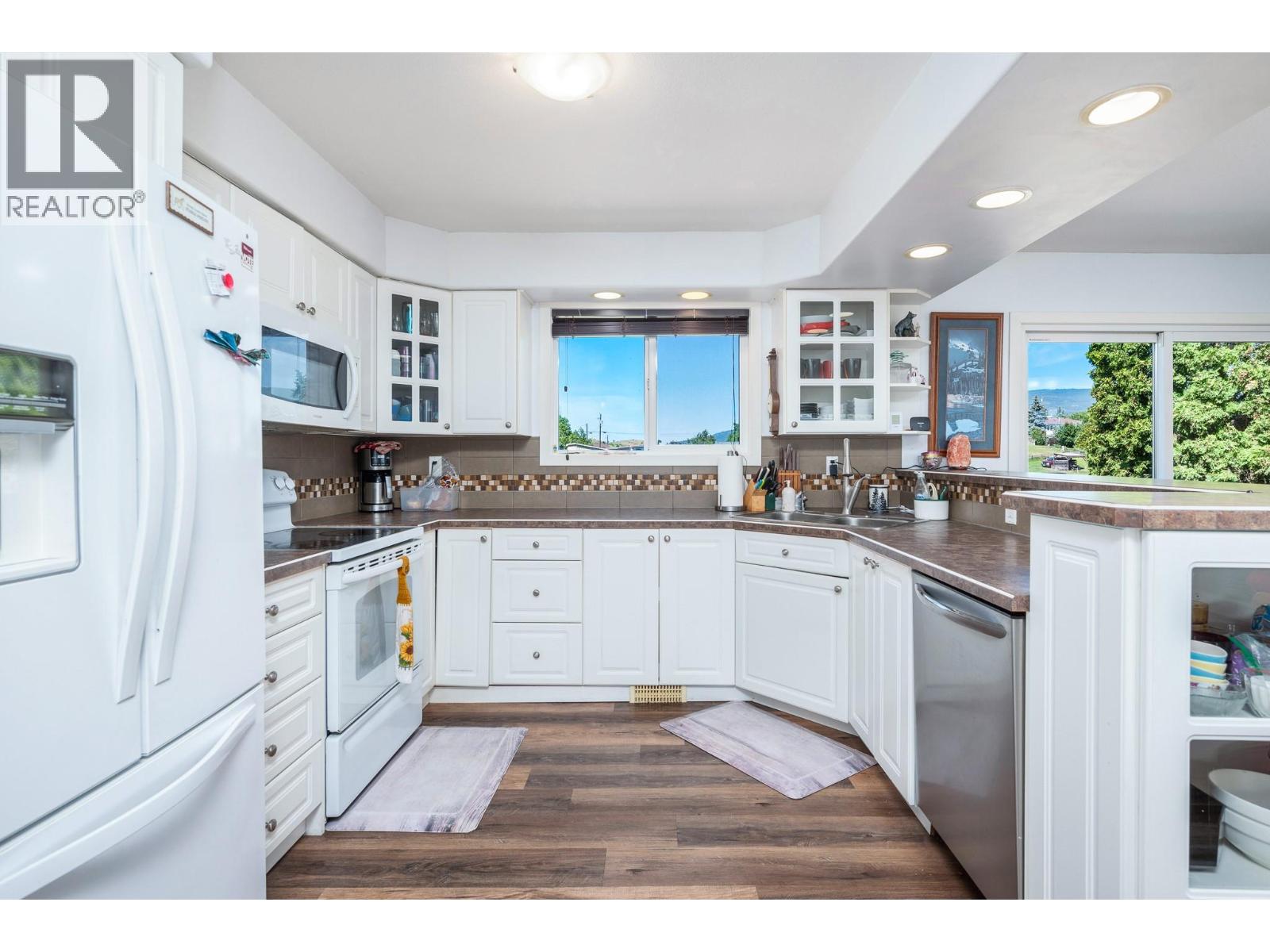 6485 Cardinal Road, Vernon, British Columbia  V1H 1W3 - Photo 6 - 10389126