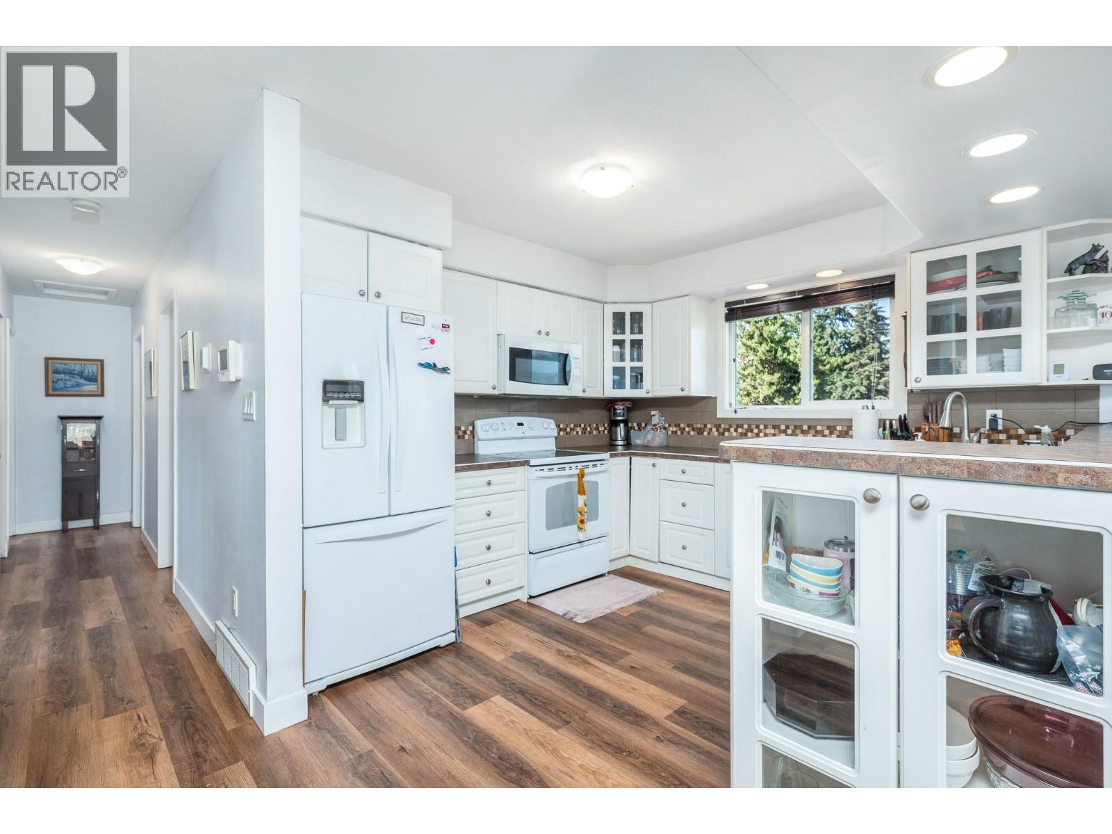 6485 Cardinal Road, Vernon, British Columbia  V1H 1W3 - Photo 8 - 10389126
