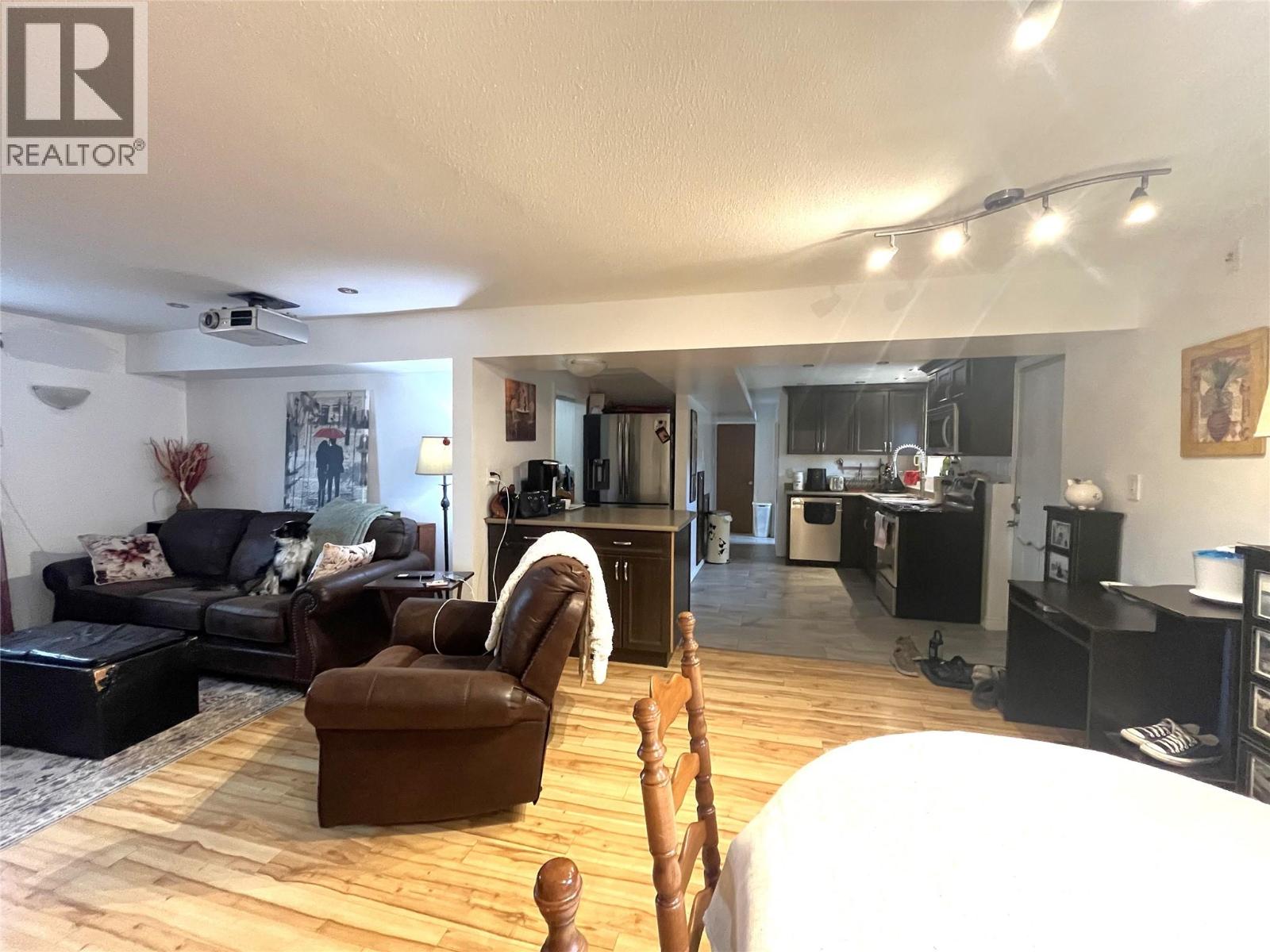 670 Patricia Avenue, Kamloops, British Columbia  V2B 1Y8 - Photo 16 - 10389372