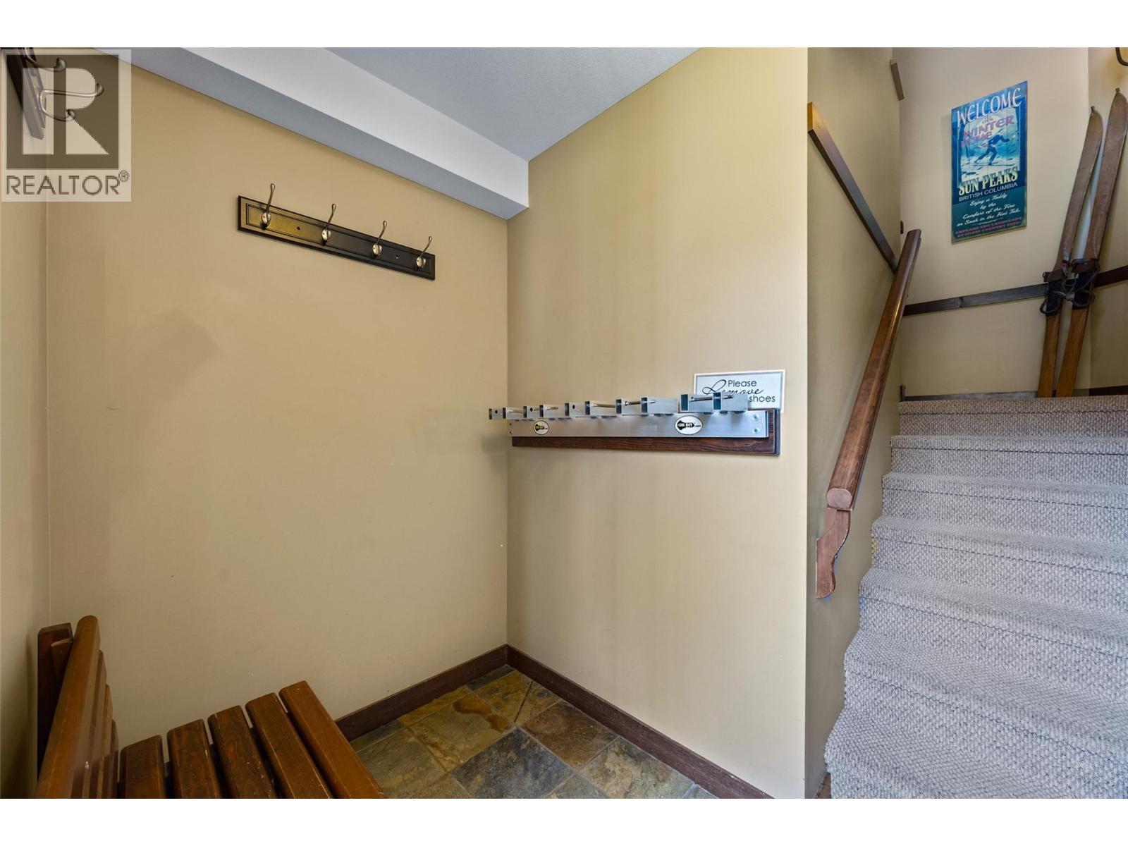 5005 Valley Drive Unit# 16, Sun Peaks, British Columbia  V0E 5N0 - Photo 2 - 10389490