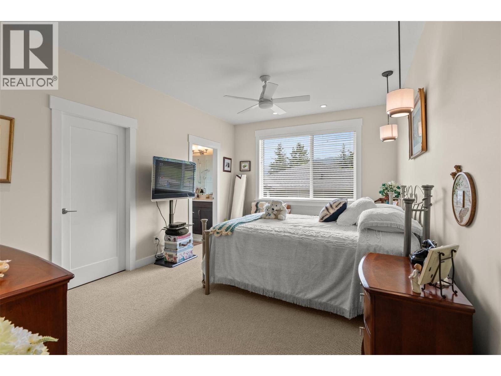 3270 Birban Avenue, Armstrong, British Columbia  V0E 1B2 - Photo 10 - 10389430