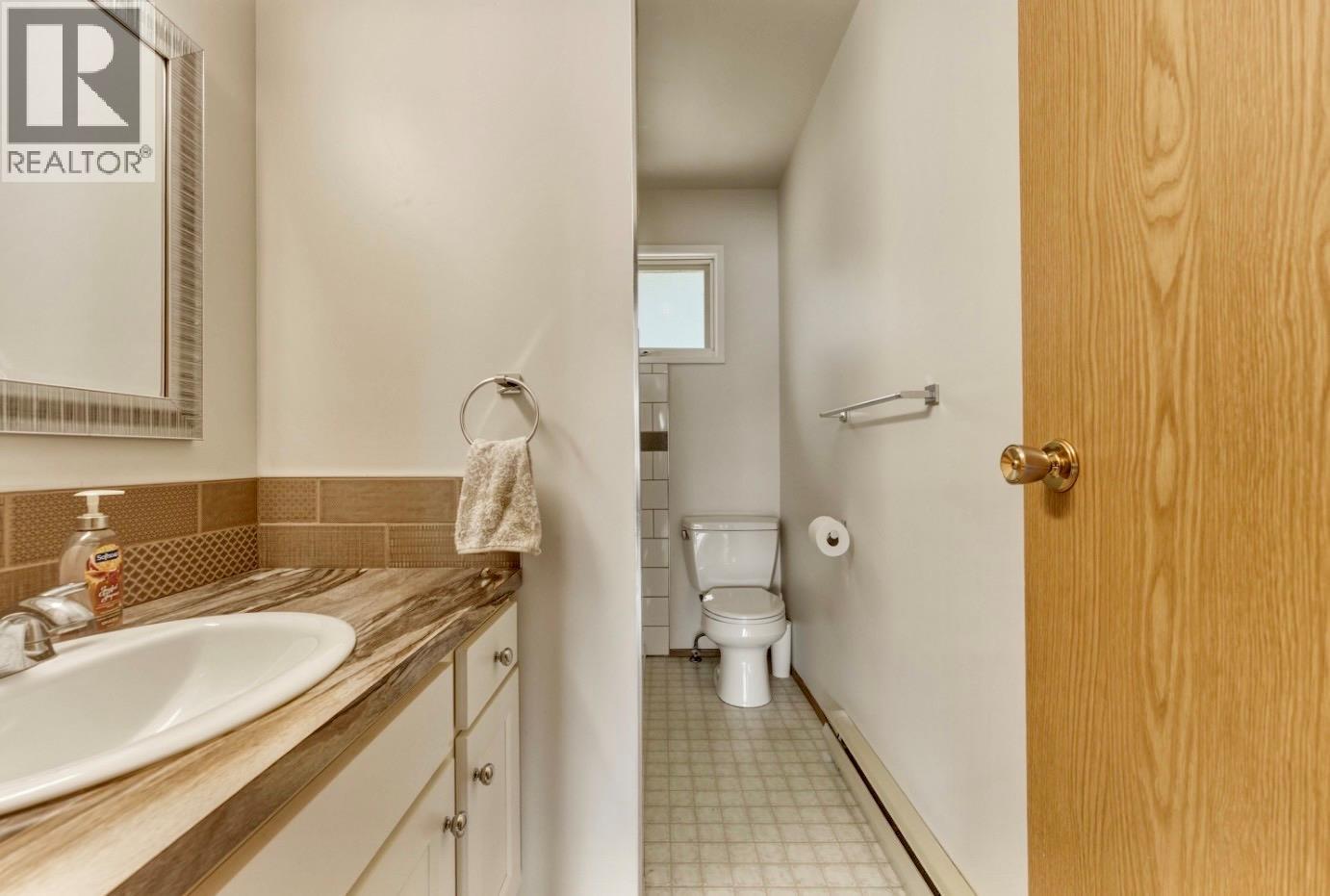 71 Marchbank Road, Vernon, British Columbia  V1H 2B3 - Photo 15 - 10389384