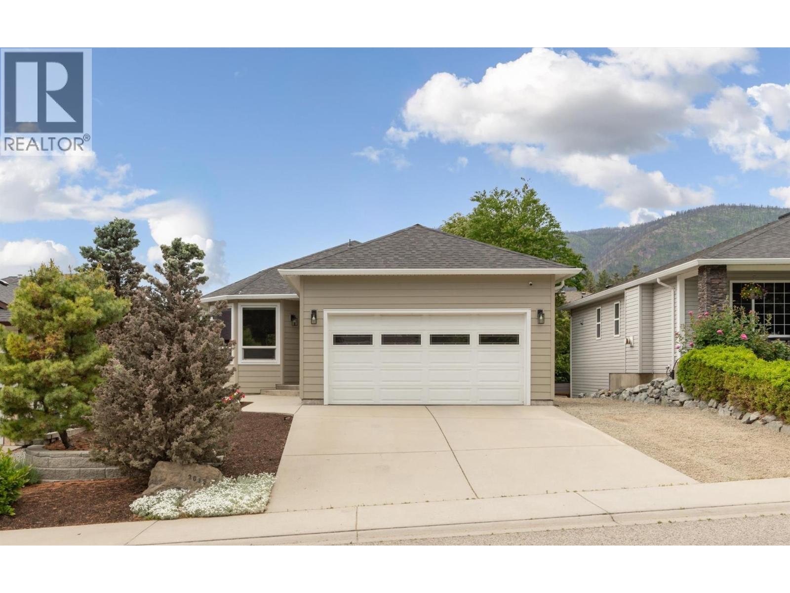 2083 Rosefield Drive, west kelowna, British Columbia