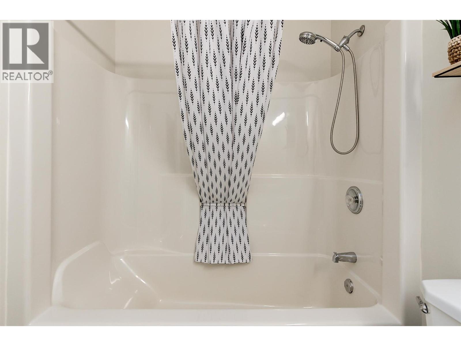 2083 Rosefield Drive, West Kelowna, British Columbia  V1Z 3Y8 - Photo 22 - 10389396