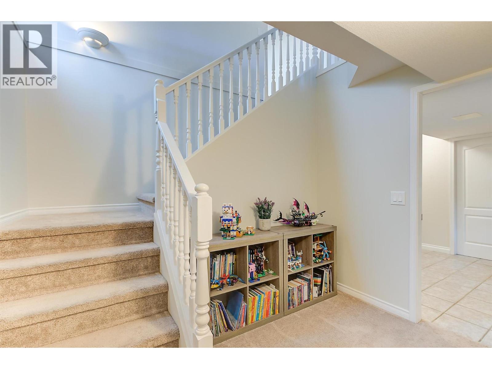2083 Rosefield Drive, West Kelowna, British Columbia  V1Z 3Y8 - Photo 25 - 10389396