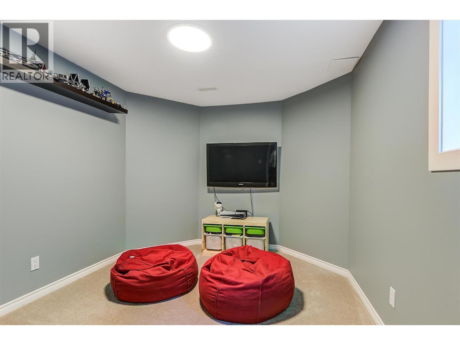2083 Rosefield Drive, West Kelowna, British Columbia  V1Z 3Y8 - Photo 27 - 10389396