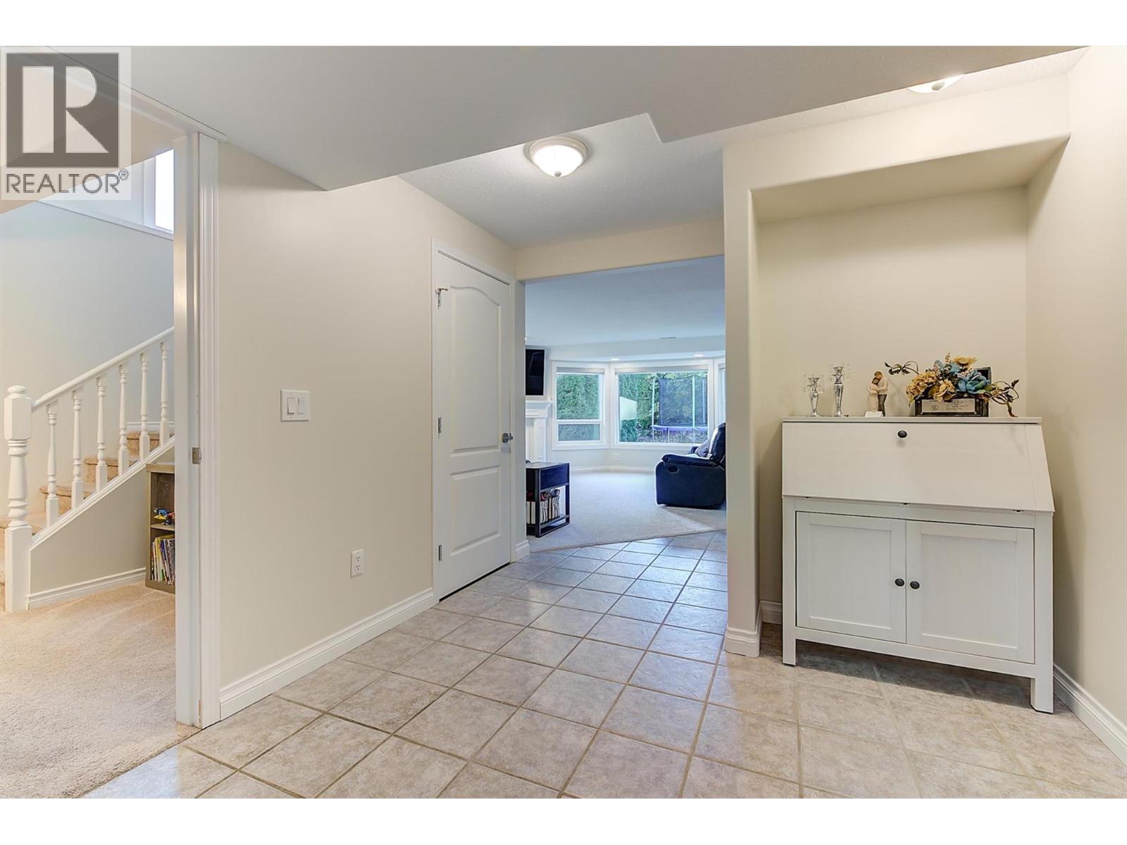 2083 Rosefield Drive, West Kelowna, British Columbia  V1Z 3Y8 - Photo 28 - 10389396