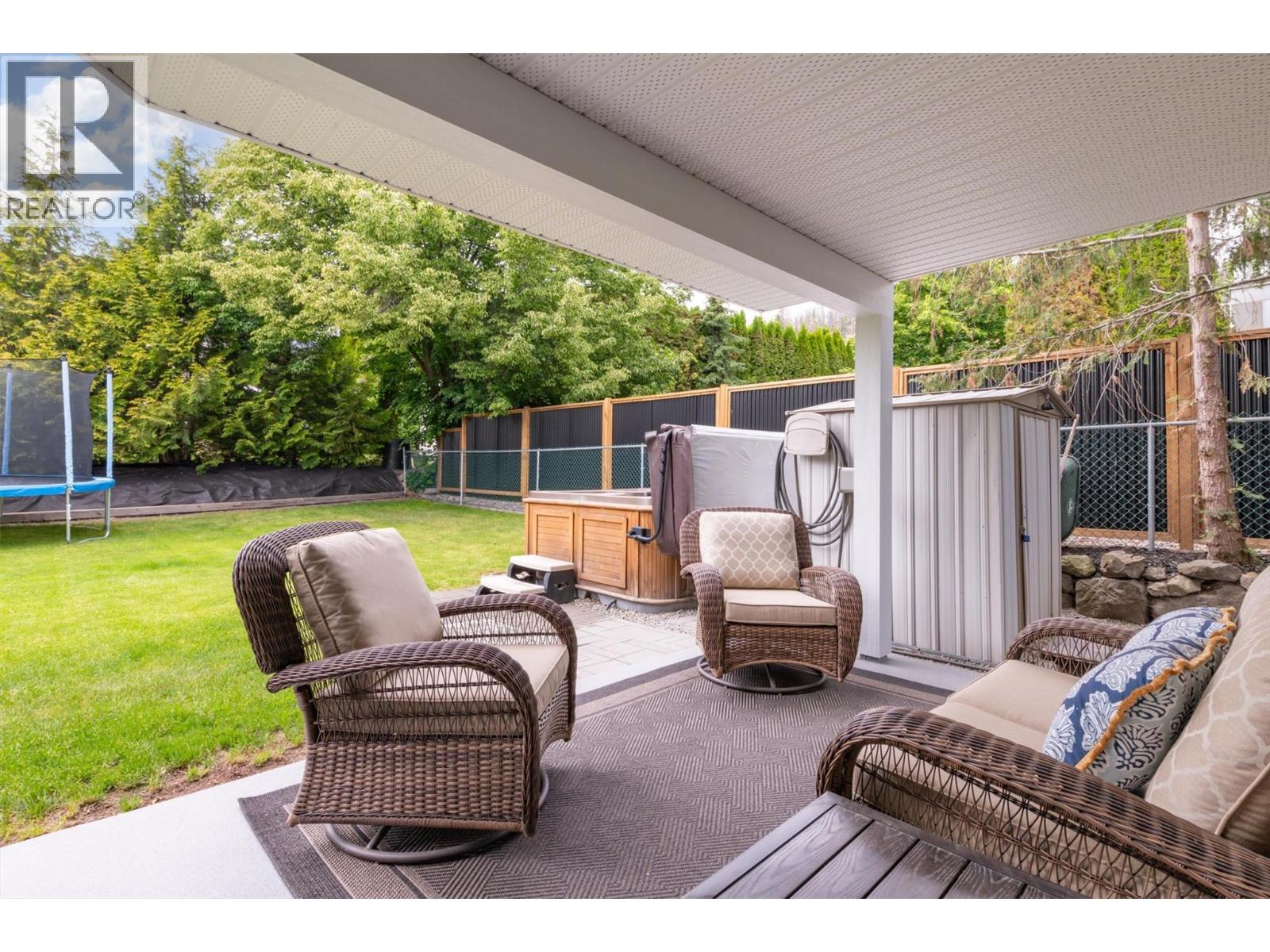 2083 Rosefield Drive, West Kelowna, British Columbia  V1Z 3Y8 - Photo 39 - 10389396