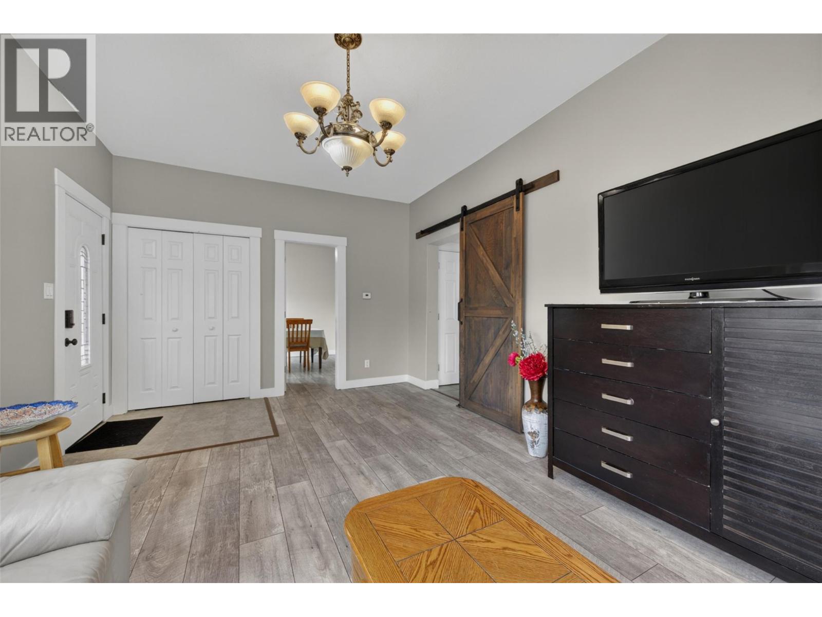 4106 34th Street, Vernon, British Columbia  V1T 5Y2 - Photo 13 - 10389512