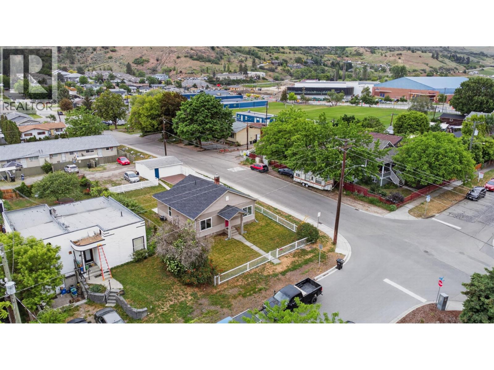 4106 34th Street, Vernon, British Columbia  V1T 5Y2 - Photo 4 - 10389512