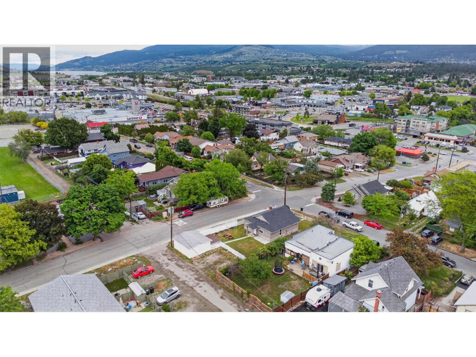 4106 34th Street, Vernon, British Columbia  V1T 5Y2 - Photo 7 - 10389512