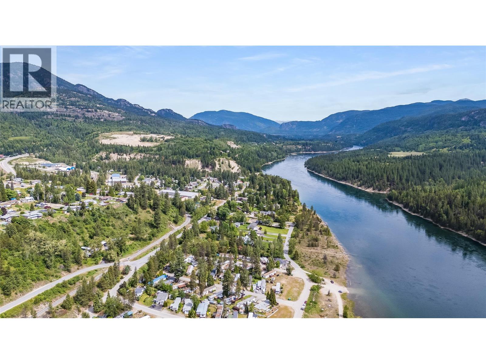 500 16th Avenue Unit# 54, Genelle, British Columbia  V0G 1G0 - Photo 2 - 10389503