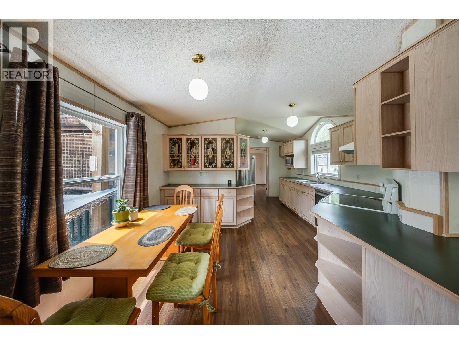 500 16th Avenue Unit# 54, Genelle, British Columbia  V0G 1G0 - Photo 8 - 10389503